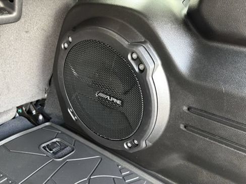 Used 2024 Jeep Wrangler Unlimited Sport AWD/4WD image 33