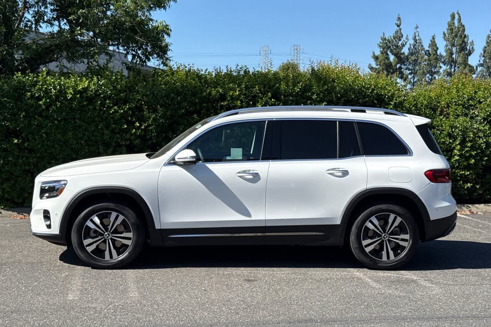 New 2026 Mercedes-Benz GLB 250 image 6