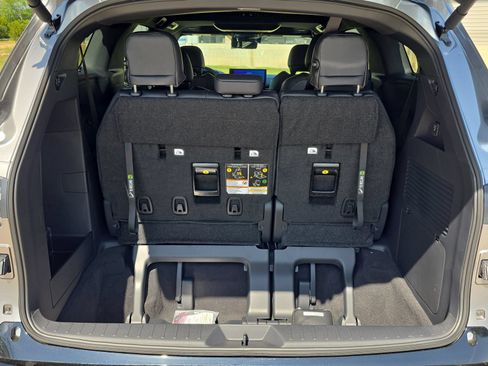 New 2026 Toyota Sienna Platinum AWD/4WD image 30