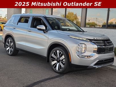 New 2025 Mitsubishi Outlander SE