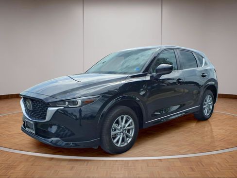 Used 2024 MAZDA CX-5 AWD 2.5 S w/ Preferred Package image 3
