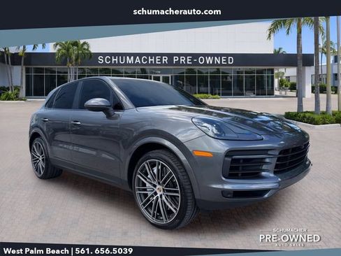 Used 2022 Porsche Cayenne AWD/4WD image 1