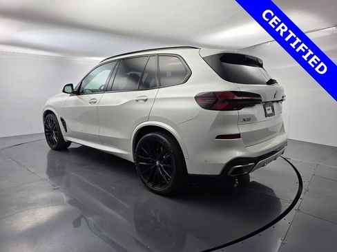 Used 2024 BMW X5 xDrive40i w/ M Sport Package image 6