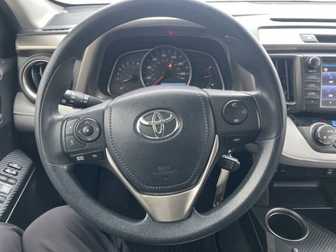 Used 2015 Toyota RAV4 XLE image 10