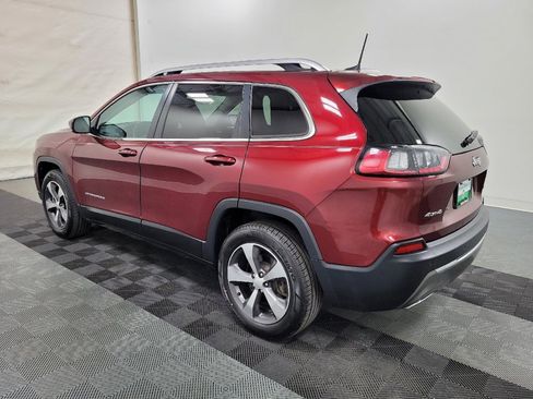Used 2019 Jeep Cherokee Limited AWD/4WD image 3