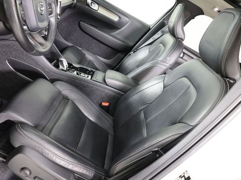 Used 2020 Volvo XC40 T5 Inscription w/ Protection Package Premier AWD/4WD image 10