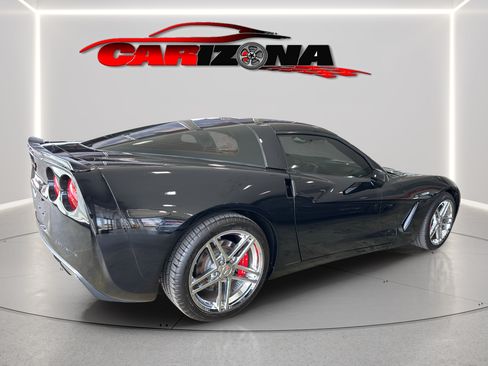 Used 2007 Chevrolet Corvette Coupe w/ Preferred Equipment Group RWD image 5