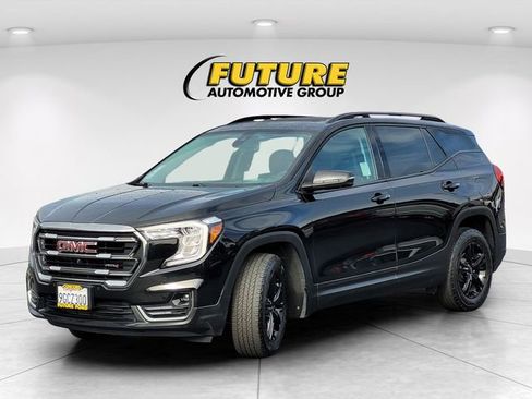 Used 2022 GMC Terrain AT4 w/ Infotainment Package II image 9