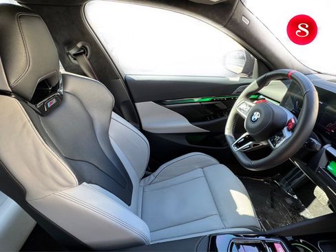 Used 2026 BMW M5 Sedan w/ Carbon Package image 13