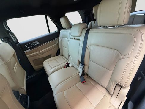 Used 2017 Ford Explorer Limited AWD/4WD image 15