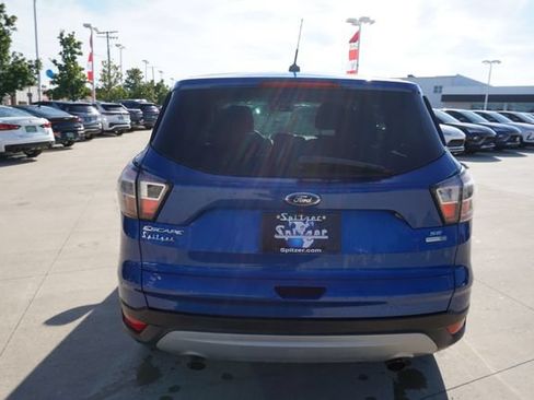 Used 2017 Ford Escape SE AWD/4WD image 6