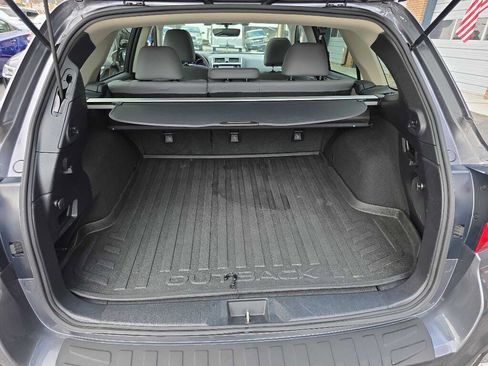 Used 2018 Subaru Outback 2.5i Limited image 24
