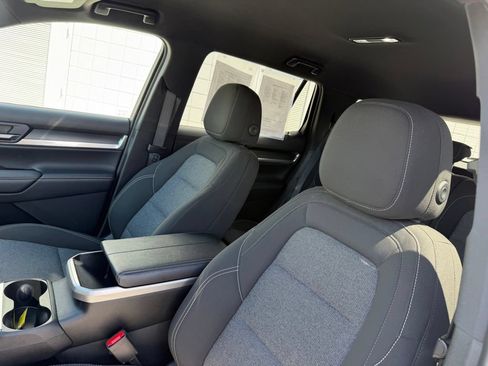 Used 2025 GMC Terrain Elevation AWD/4WD image 19
