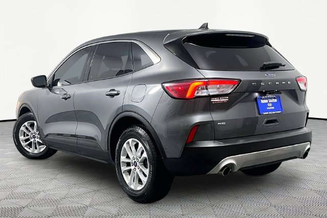 Used 2022 Ford Escape SE FWD image 14