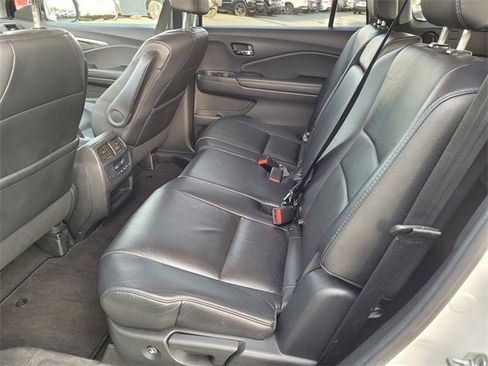 Used 2017 Honda Pilot EX-L image 17