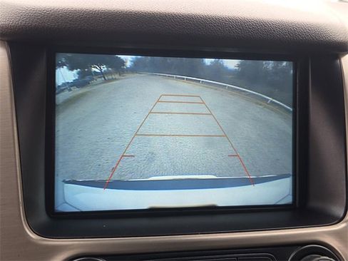 Used 2020 GMC Yukon Denali w/ Open Road Package image 21