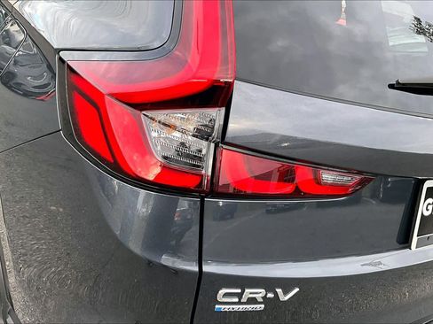 Used 2024 Honda CR-V Sport image 28