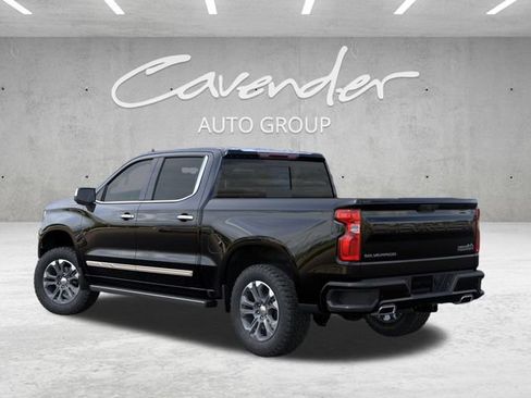 New 2026 Chevrolet Silverado 1500 High Country w/ Z71 Off-Road Package AWD/4WD image 3
