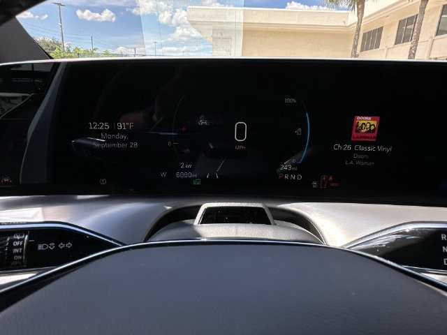 Certified 2026 Cadillac Vistiq Sport AWD/4WD image 22