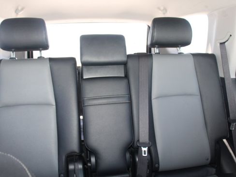 Certified 2019 Toyota 4Runner SR5 Premium AWD/4WD image 25
