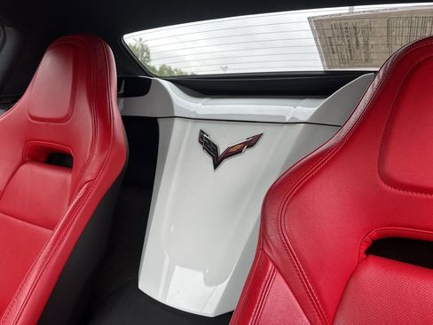 Used 2016 Chevrolet Corvette Stingray Convertible w/ Battery Protection Package image 15