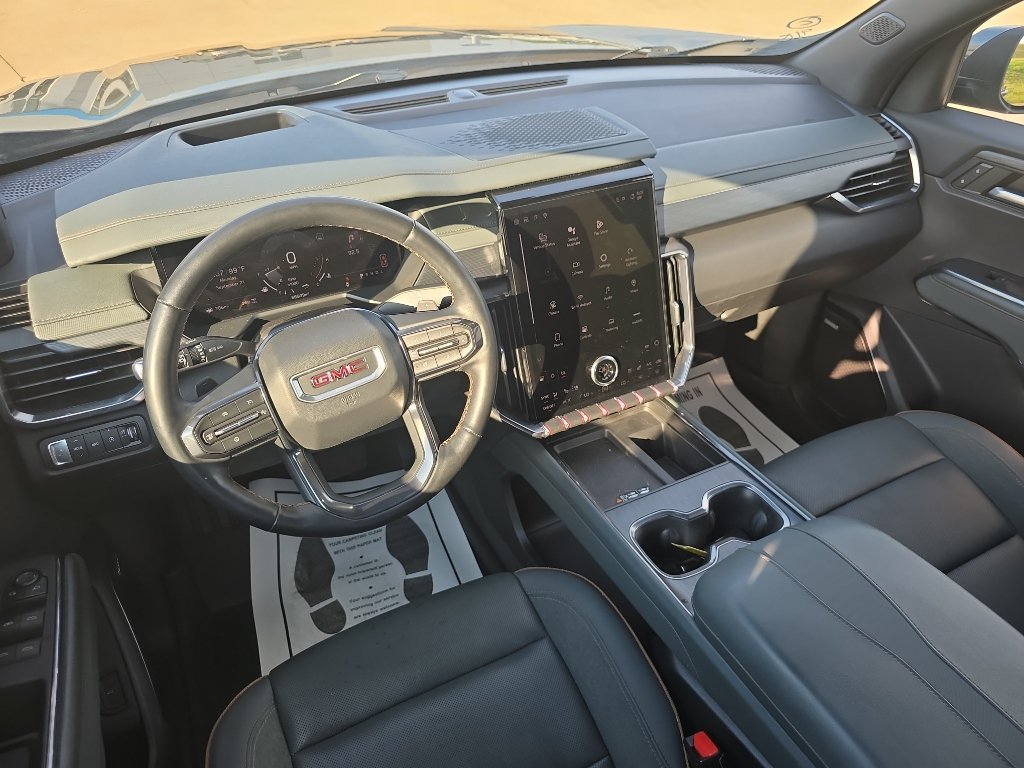 Used 2024 GMC Acadia AT4 w/ Luxury Package AWD/4WD image 11