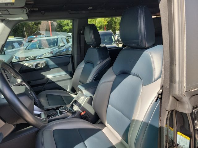 Used 2024 Ford Bronco Outer Banks AWD/4WD image 17