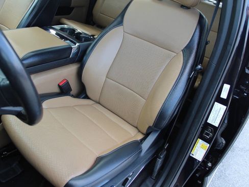 Used 2021 Ford F150 Lariat w/ Equipment Group 502A High image 3