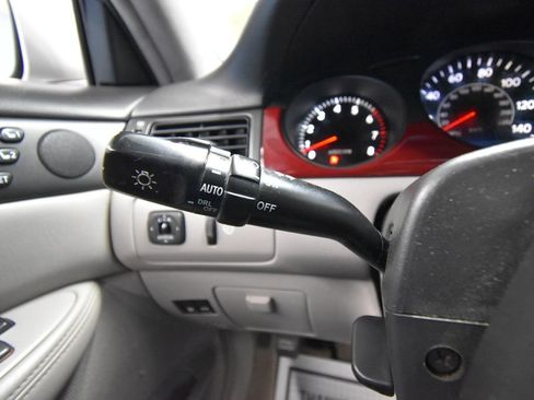 Used 2004 Lexus ES 330 FWD image 13