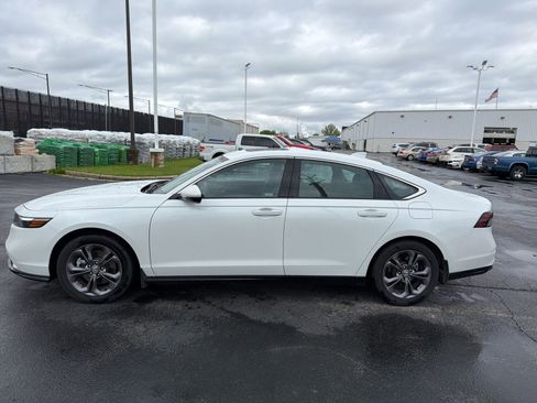 Used 2024 Honda Accord EX-L image 3