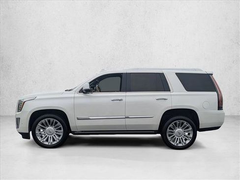 Used 2018 Cadillac Escalade Platinum image 9