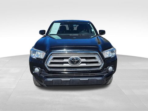 Used 2021 Toyota Tacoma SR5 w/ Trail Edition image 3