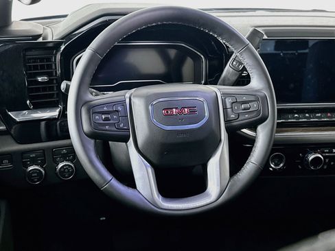 Used 2024 GMC Sierra 1500 Elevation AWD/4WD image 18