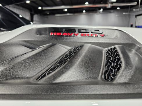 Used 2025 RAM 3500 Laramie image 18