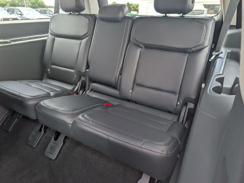 New 2026 Ford Expedition Max Platinum w/ Driver's Package AWD/4WD image 6