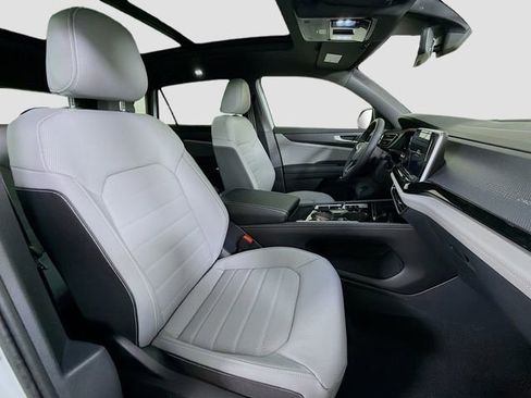 New 2026 Volkswagen Atlas Cross Sport SEL R-Line AWD/4WD image 28