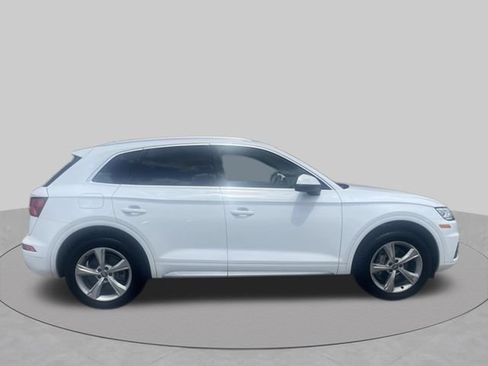 Used 2020 Audi Q5 2.0T Premium w/ Convenience Package AWD/4WD image 9