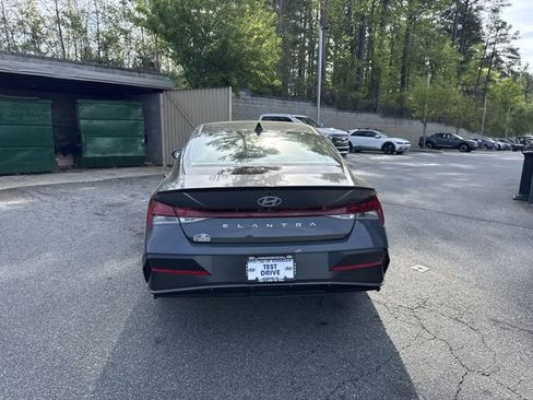 New 2026 Hyundai Elantra SEL Sport Premium FWD image 6