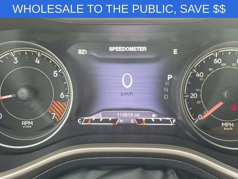 Used 2014 Jeep Cherokee Limited w/ Luxury Group FWD image 21