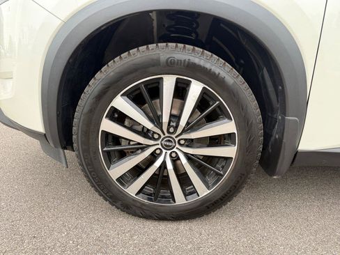 Used 2023 Nissan Pathfinder Platinum AWD/4WD image 30