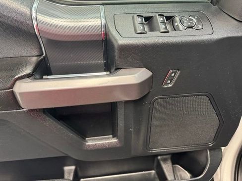 Used 2019 Ford F150 XLT w/ Equipment Group 302A Luxury AWD/4WD image 13