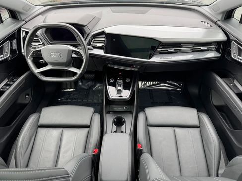 Used 2022 Audi Q4 e-tron Premium Plus w/ Premium Plus AWD/4WD image 23