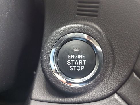 Used 2023 Subaru Outback Premium image 14