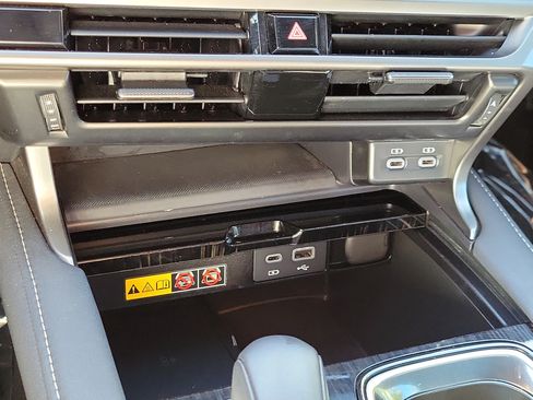 Used 2025 Lexus RX 350 FWD w/ Technology Package image 24