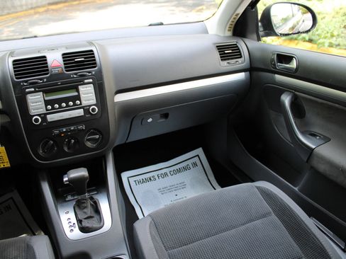 Used 2009 Volkswagen Jetta S FWD image 14