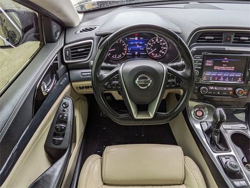 Used 2021 Nissan Maxima Platinum w/ Sport Mat Group image 16