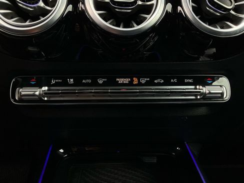 Used 2025 Mercedes-Benz GLA 250 GLA 250 image 28