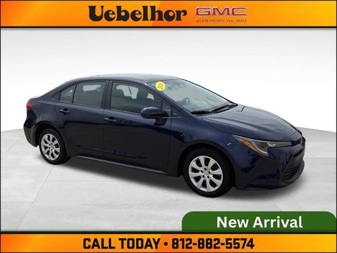 Used 2024 Toyota Corolla LE FWD image 5