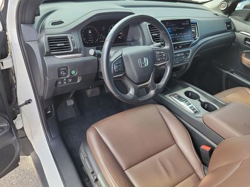Certified 2024 Honda Ridgeline RTL image 19