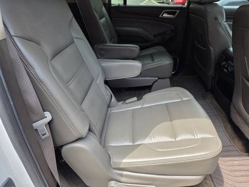 Used 2016 GMC Yukon XL Denali w/ Open Road Package RWD image 29